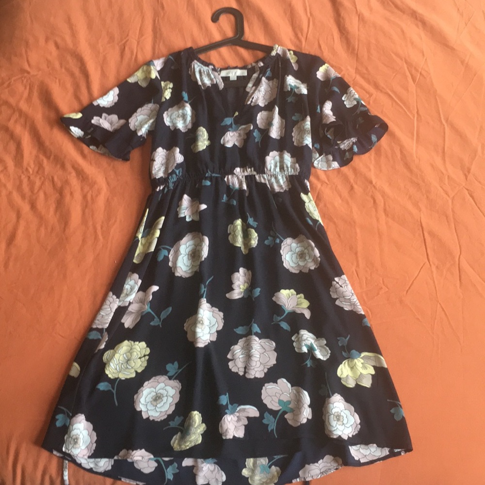 LOFT short sleeve floral dress